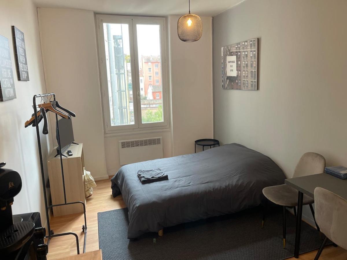 Studio Hotel Villeurbanne Centre Экстерьер фото
