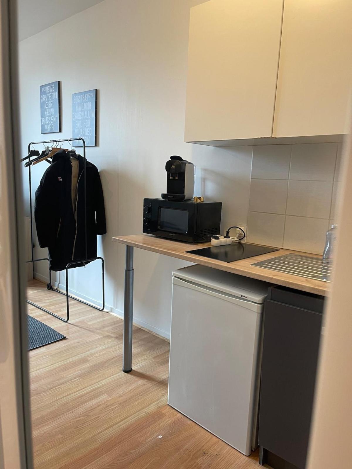 Studio Hotel Villeurbanne Centre Экстерьер фото